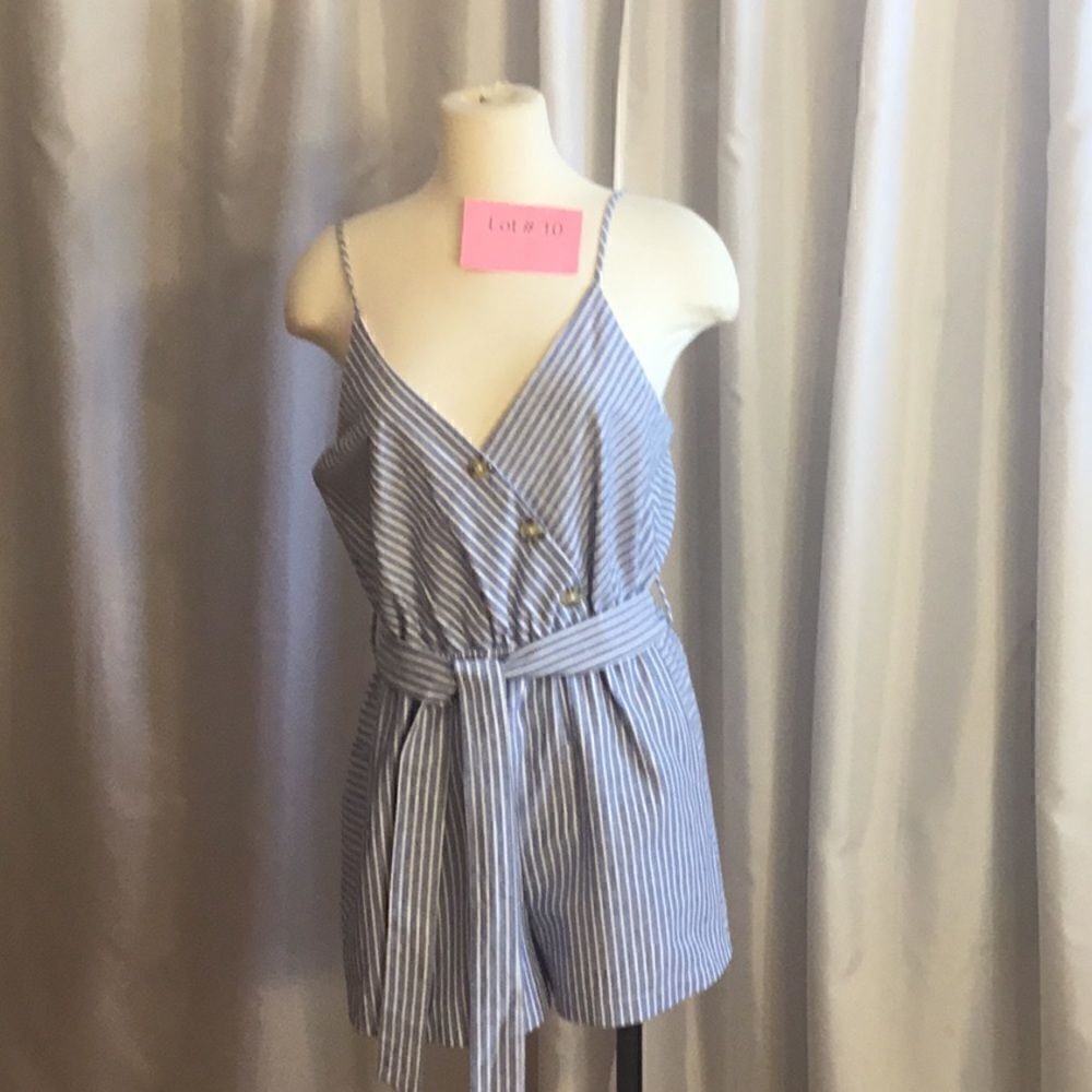 NWOT blue & white striped romper in size large